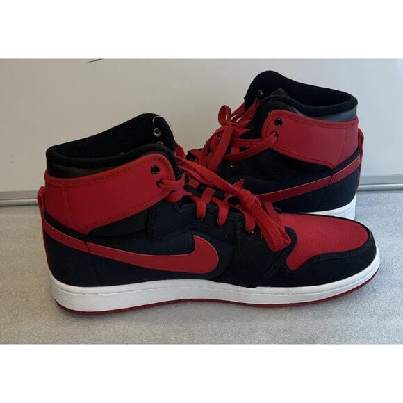 Air Jordan 1 Retro AJKO Hi KO Bred Black Varsity Red White 2012 402297-001 sz 10 main image 12